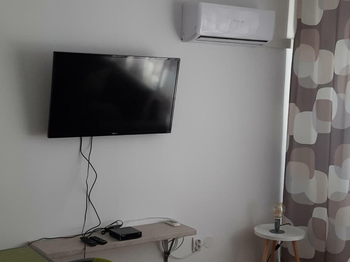Apartament 2 Camere Sulina Buitenkant foto