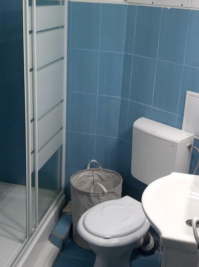 Apartament 2 Camere Sulina Buitenkant foto
